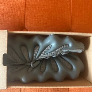 New! Yeezy 450